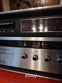 Panasonic Model RS-280S FM / AM Stereo Cassette Player With Speakers
