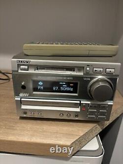 SONY DHC-MD373 Minidisc CD Radio Hifi Music Player System. Has Speakers Too